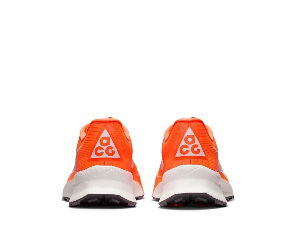 Кроссовки для бега мужские Nike ACG Ultrafly Trail M Оранжевые