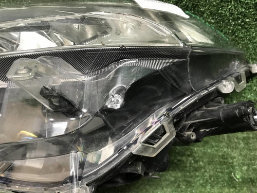 Фара левая Toyota RAV4 5 XA50 (18-нв) LED