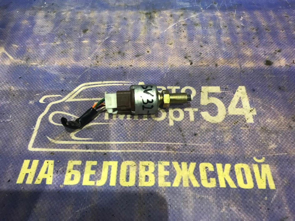 Датчик педали тормоза TOYOTA VISTA 1993