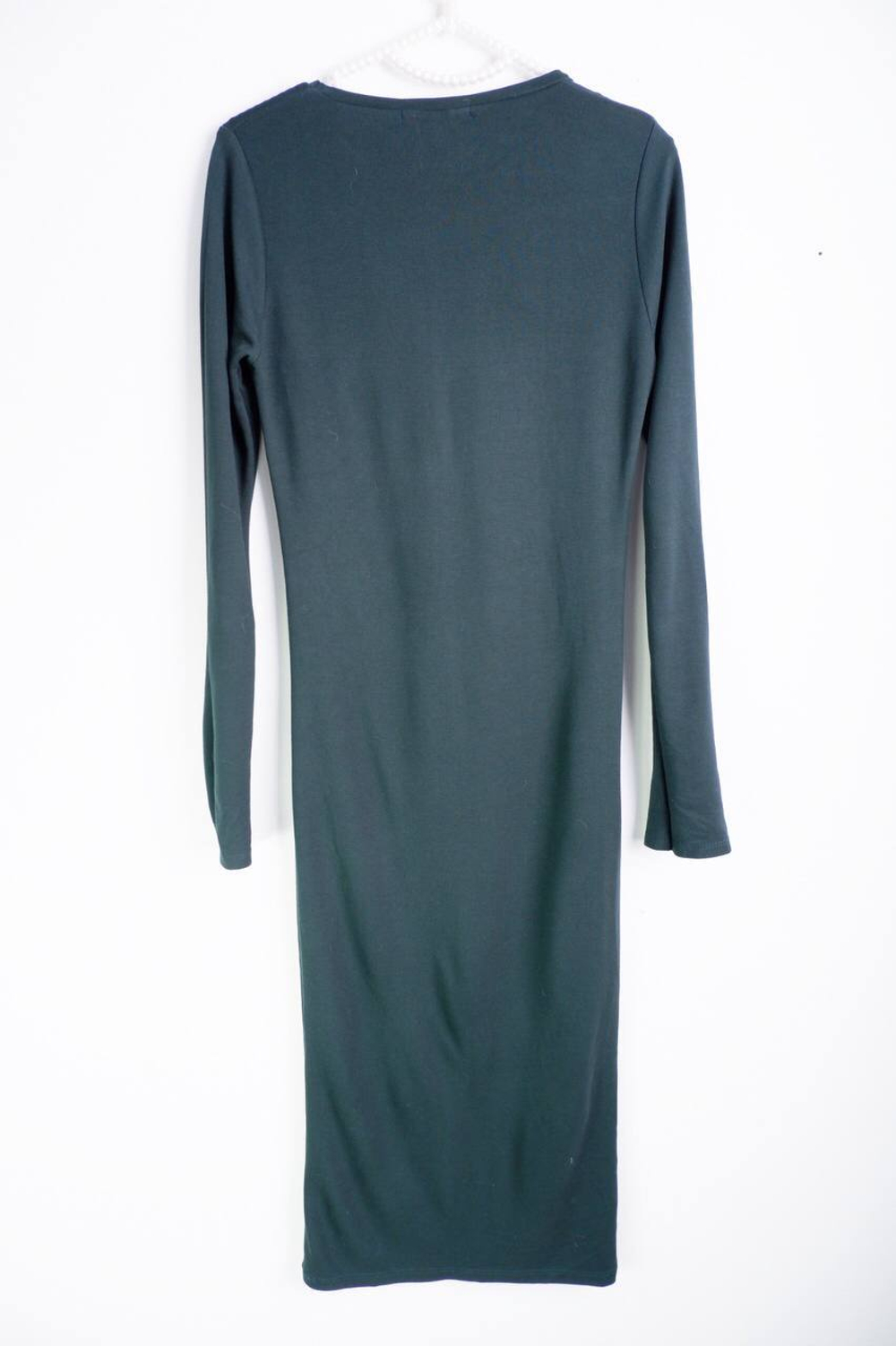 Платье Pull&Bear красивого цвета, маркировка М, визуально на 46 размер