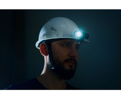 Фонарь Armytek ELF C1 Micro USB F05002W (теплый свет)