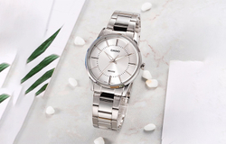 CASIO G Shock MTP 1303D 7AV