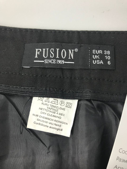 Юбка  Fusion лаконичная 44 размер