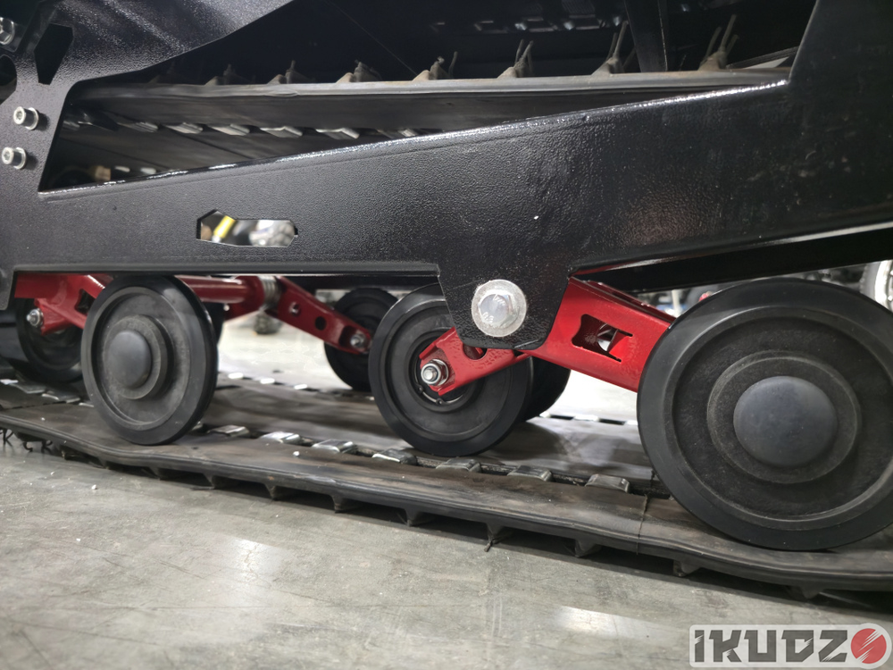 Мотоснегокат (сноуборд) IKUDZO SNOWBIKE 20л.с.