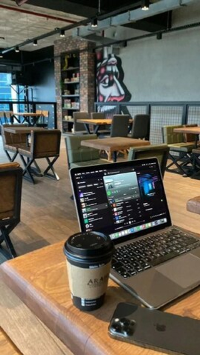 Ноутбук Apple MacBook Pro MK183