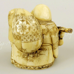 Нэцкэ Хотей