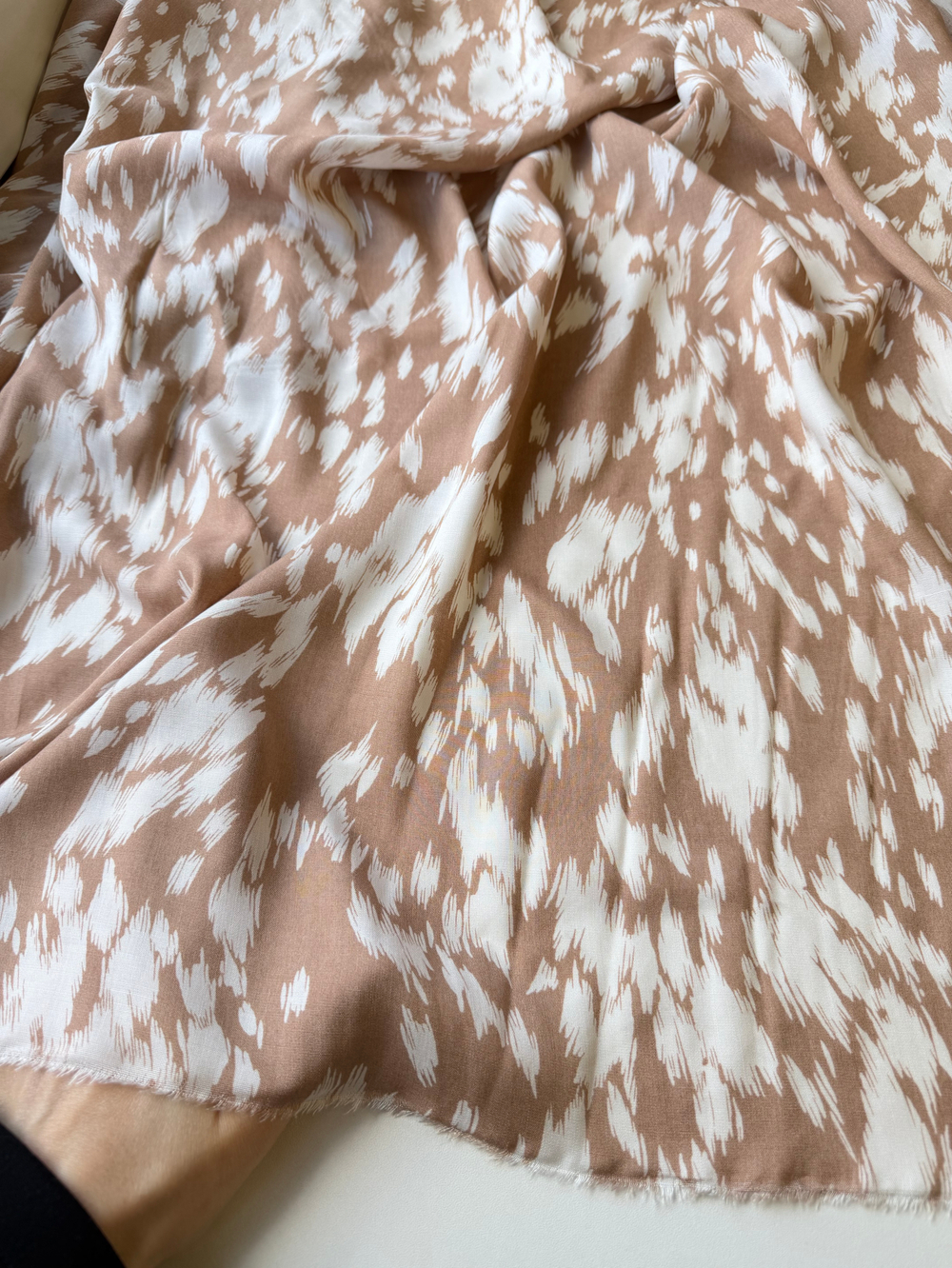 Вискоза (штапель) Карамельный сафари