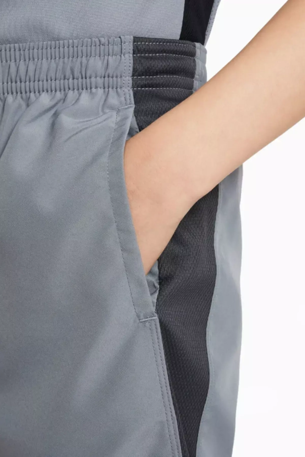 Шорты Nike Dri-FIT Academy Junior