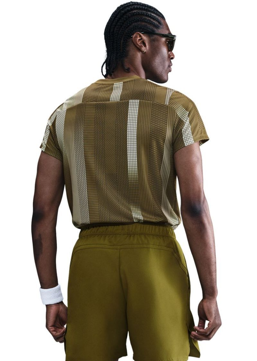 Теннисная футболка Nike Court Victory - olive flak/white