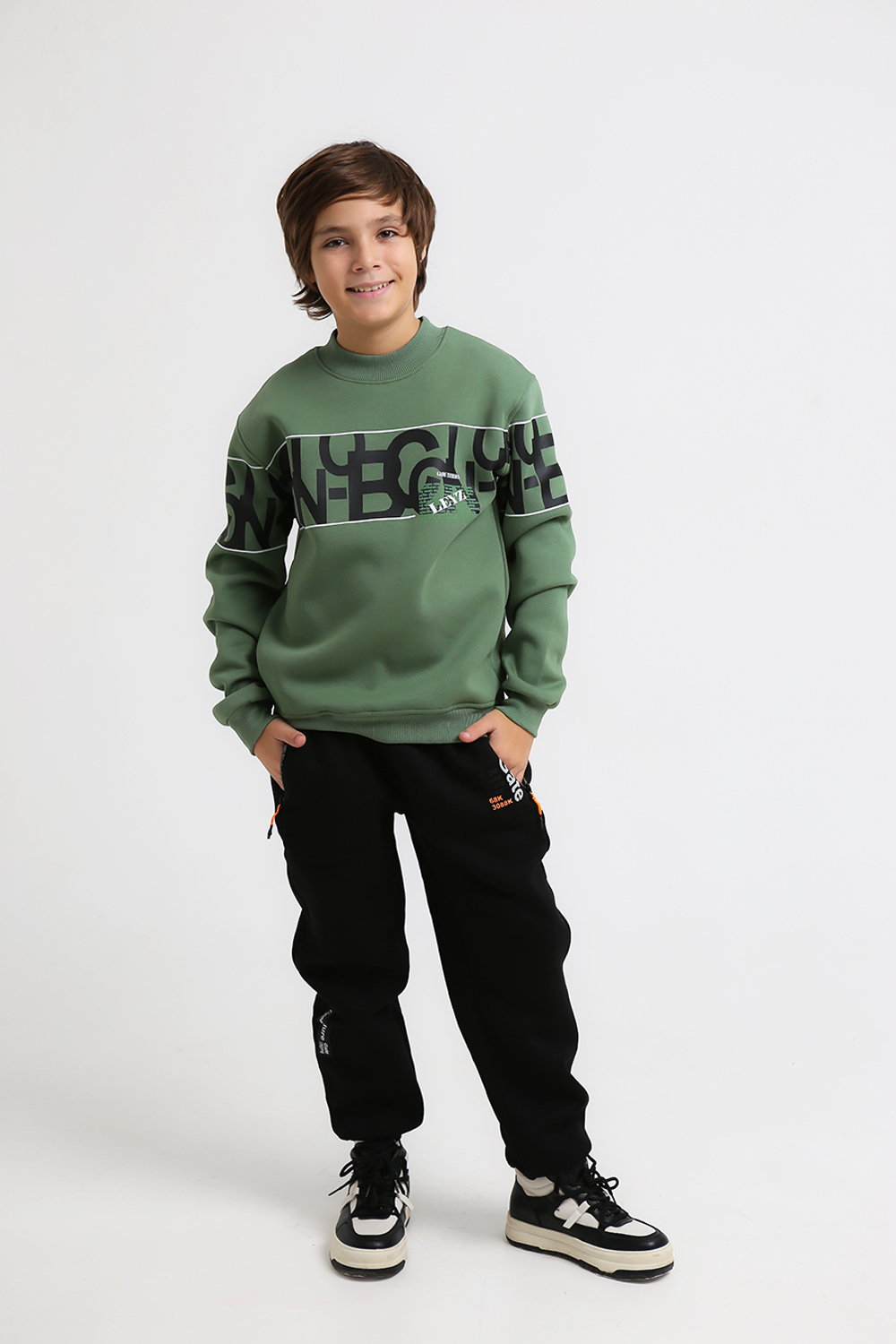 Свитшот дл/р с начесом д/м LEYZ 9845