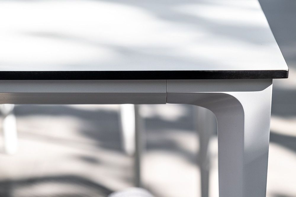 "Малага" обеденный стол из HPL 140х80см, цвет молочный, каркас белый