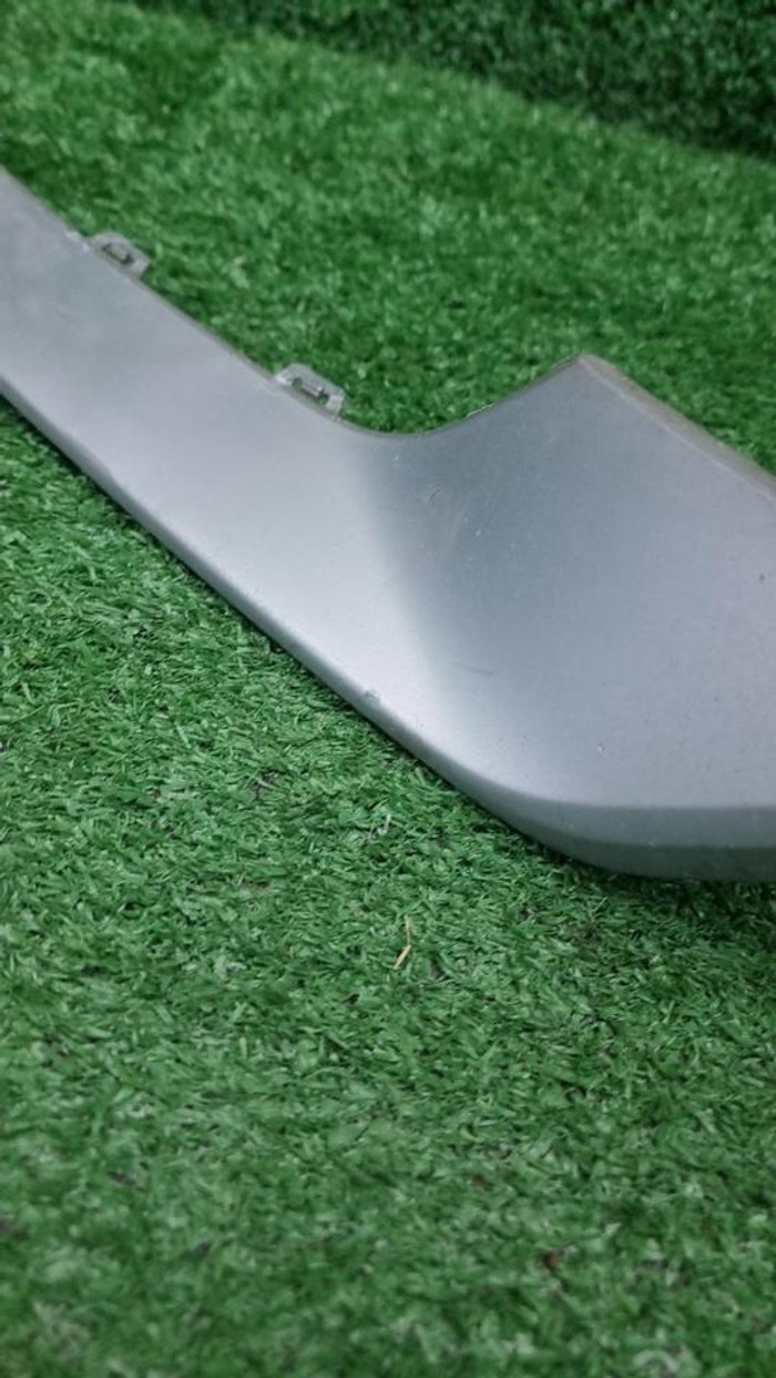 Накладка переднего бампера Kia Carnival 4 (20-23)