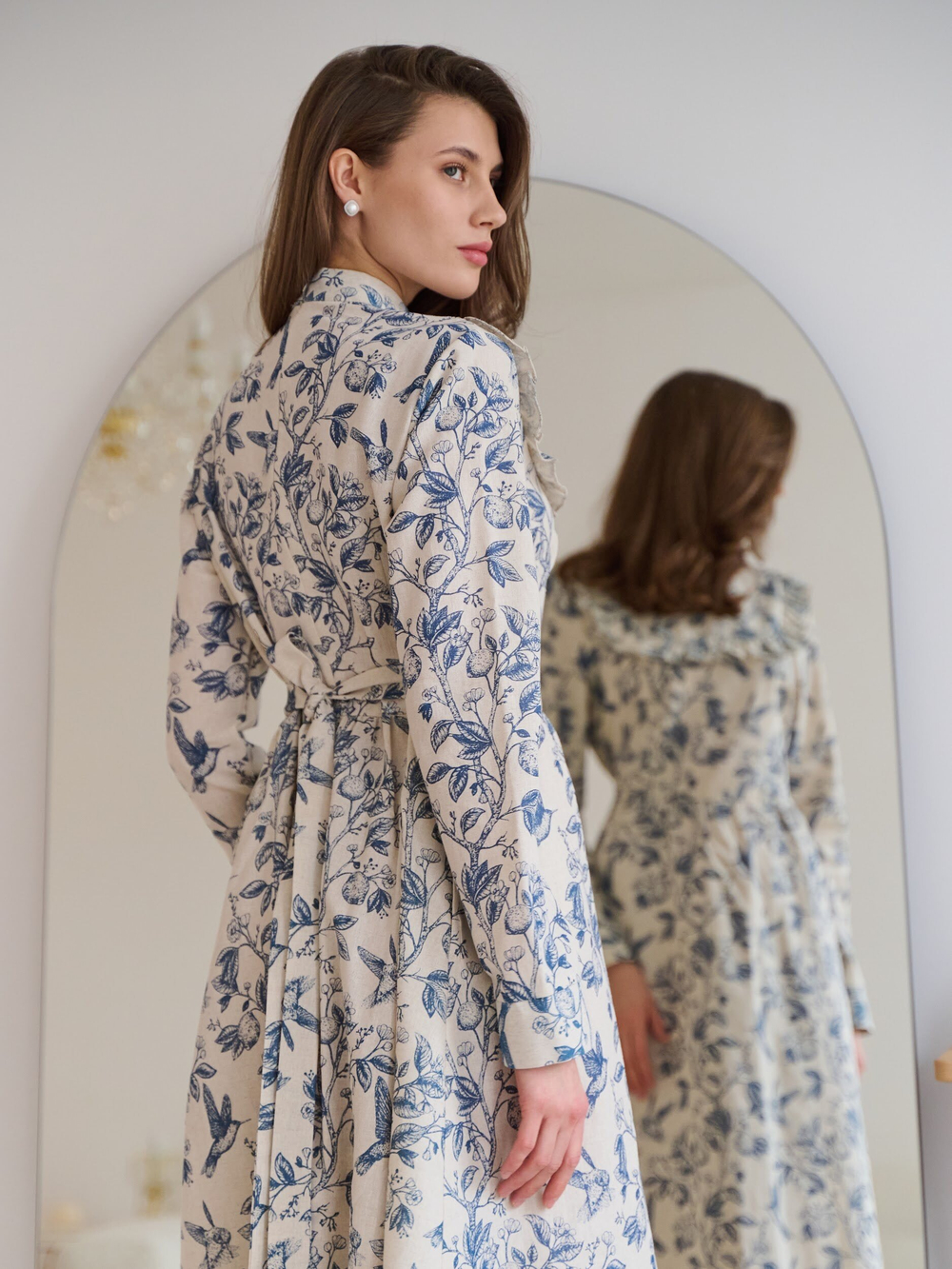 Платье с вшитой манишкой