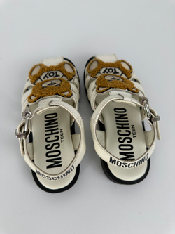 Сандалии Moschino