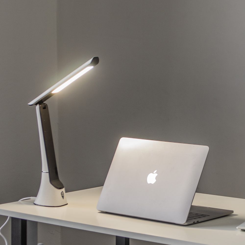 TLD-564 White-Black-LED-500Lm-3000-6000K-Dimmer-NightLight Светильник настольный с ночником. 8W. Сенсорный выключатель. Диммер. Белый с черным. ТМ Uniel