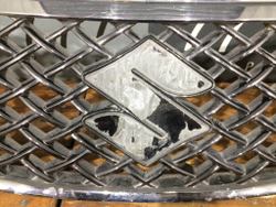 Решетка радиатора Suzuki Kizashi 09-14 Б/У Оригинал 7174157L00