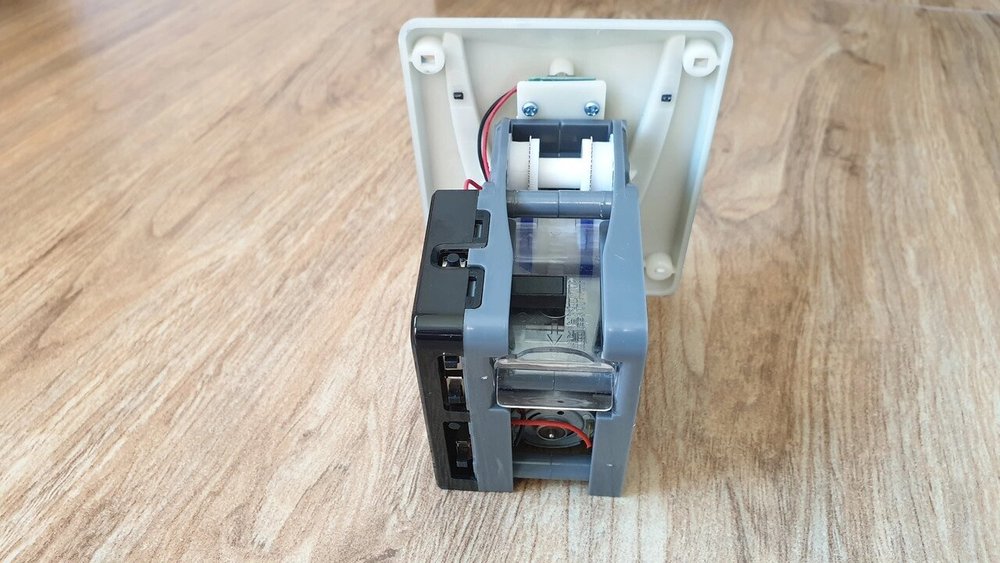 Тикет-диспенсер