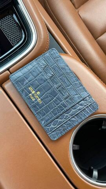 Картхолдер Louis Vuitton из кожи крокодила