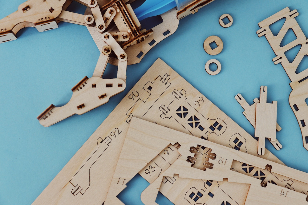 Конструктор из дерева UNIWOOD Гидравлическая рука UNIMO 2