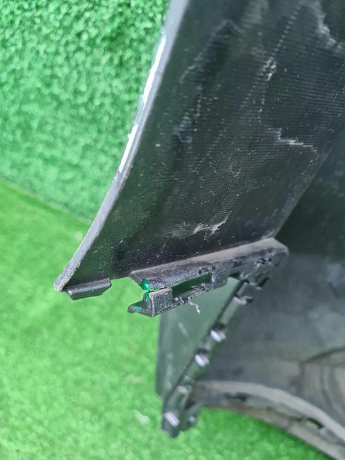 Бампер задний левая часть Chery Tiggo 4 (24-нв)