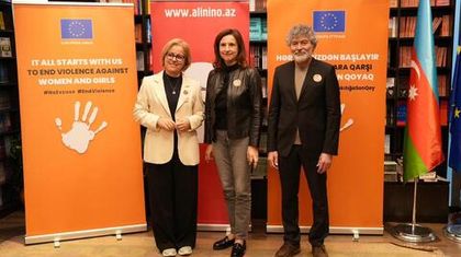 Crescent Mall-da “It Ends With Us” əsəri əsasında zorakılığa qarşı müzakirə keçirildi