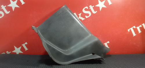 Кожух рулевой колонки нижний