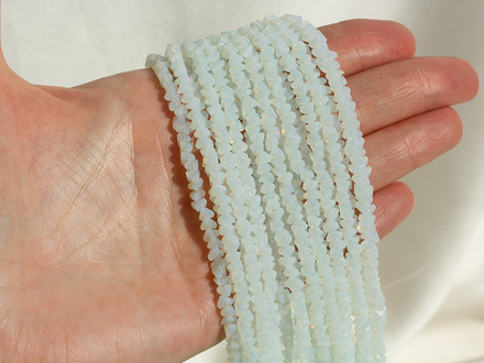 Нить бусин для украшений 4мм (ювелирное стекло)