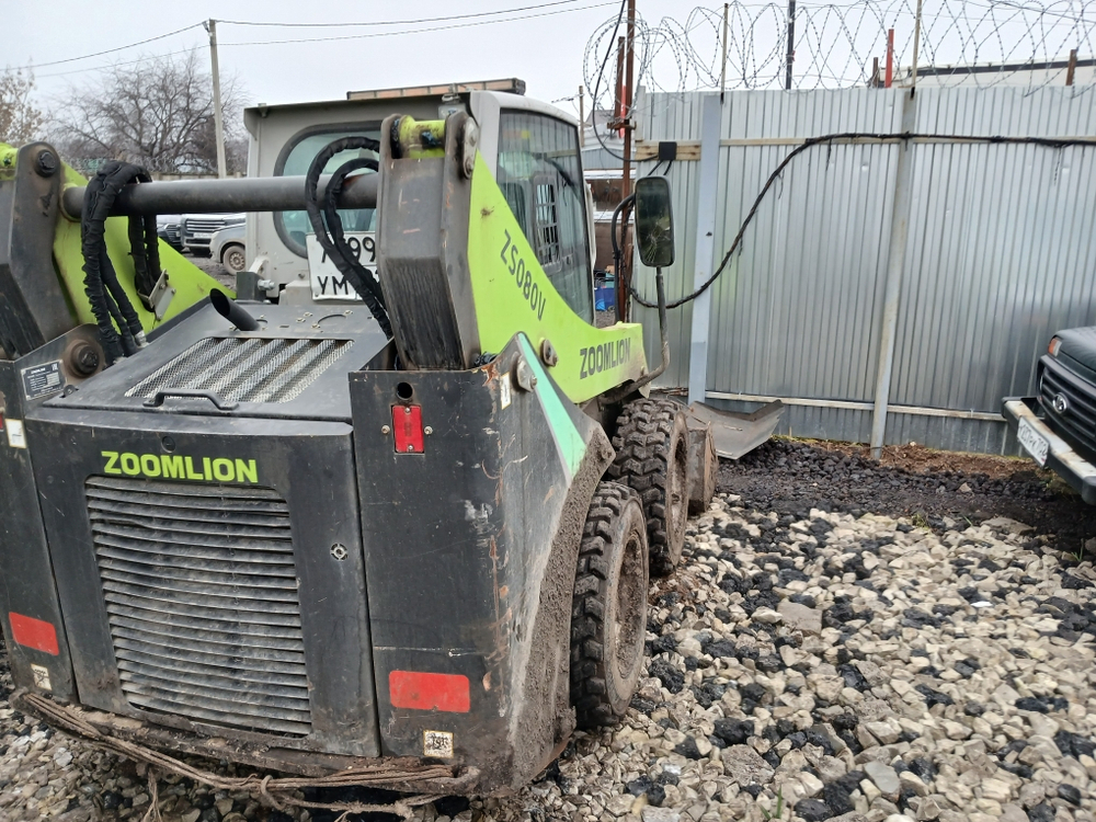 Zoomlion ZS* Мини погрузчик ZS080V (Дизельный, 2,4 л, 49 л.с., АТ)