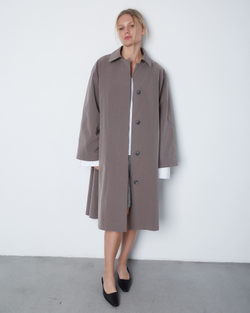 Тренч из непромокаемого хлопка серый