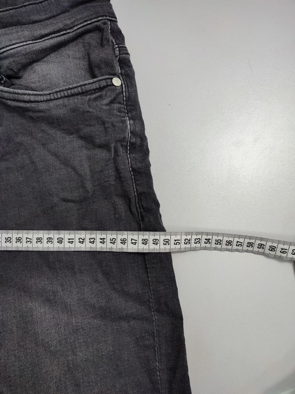 Джинсы Reserved зауженные 44 размер