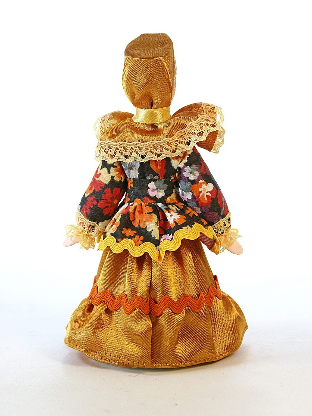 Кукла коллекционная Казачка