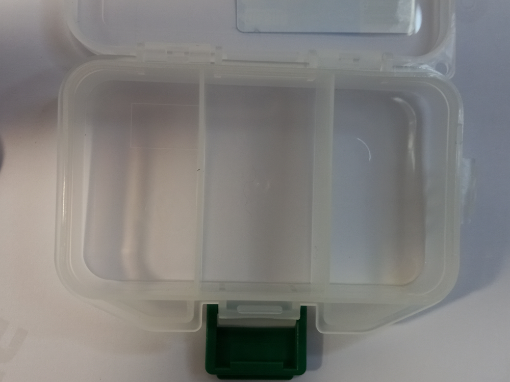 Коробочка под приманки 100*75*20