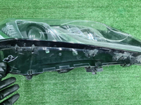 Битая Фара правая Toyota Camry xv70 (2017-н.в.) LED