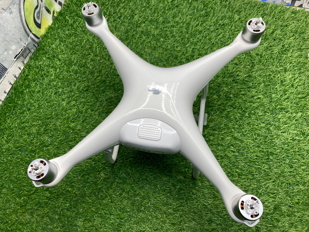 DJI Phantom 4 PRO