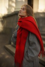 Шарф-палантин классический красный