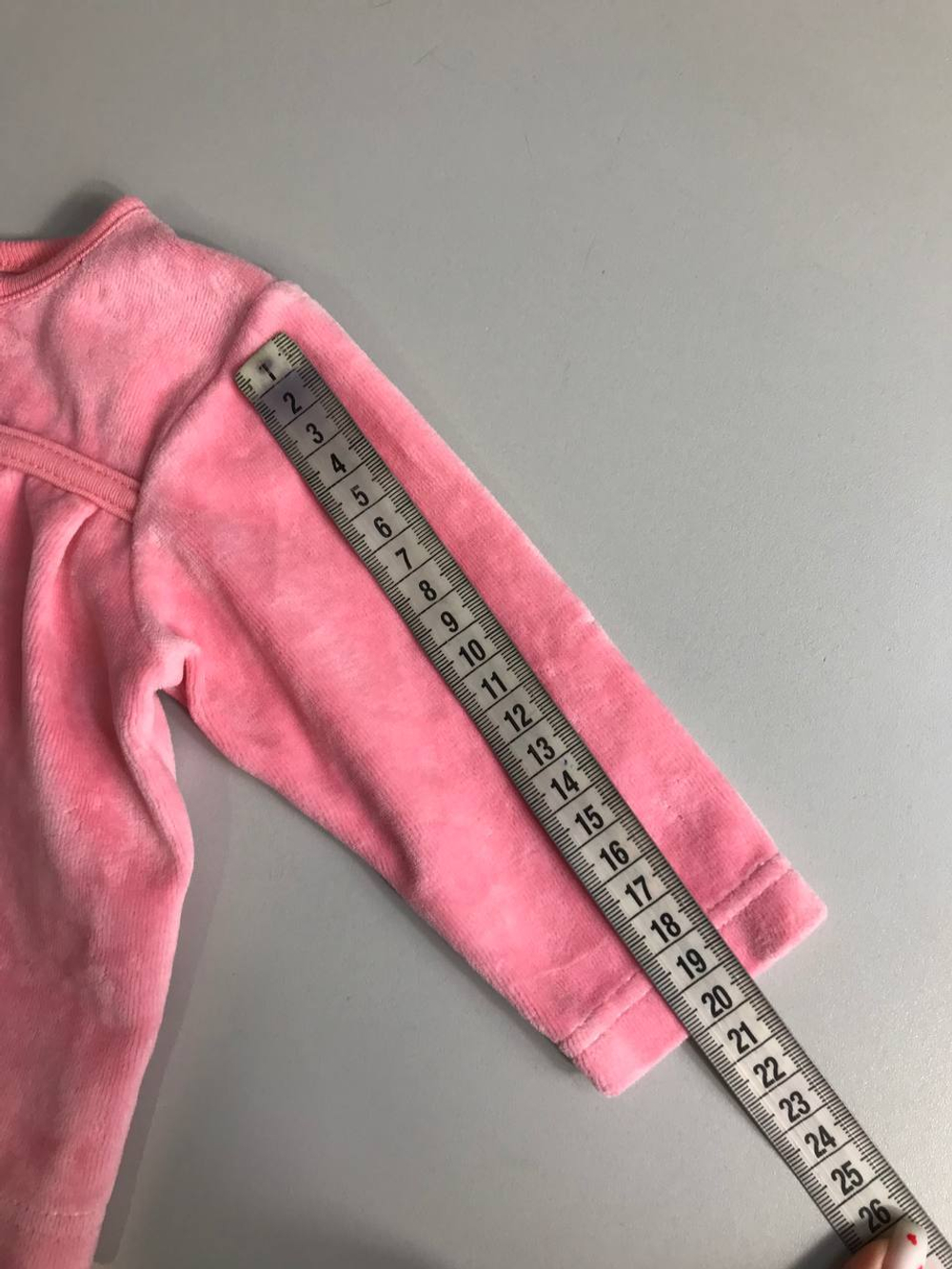 Кофта для маленькой принцессы полностью на кнопочках, чтобы было удобно, на 0-2 месяца