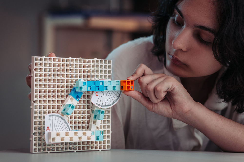 Набор НАУРОБО для конструирования на уроках по предмету Технология в 5-6 классах