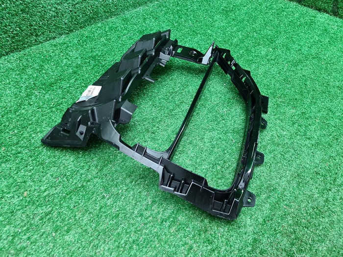 Кронштейн перед бампера Porsche Panamera 971 16-20