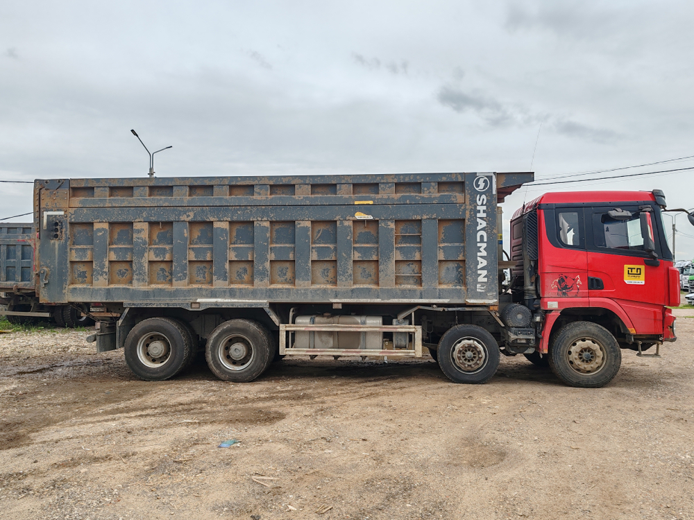 Shacman (Shaanxi) SX* 8x4 Самосвал SX33186V366 (Дизельный, 11,6 л, 423 л.с., МТ)