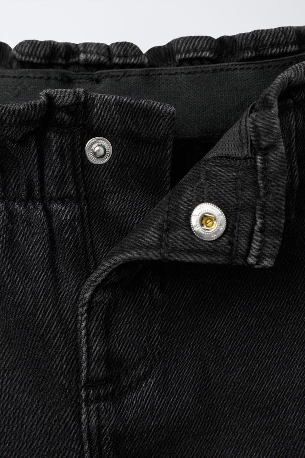 ZARA ДЖИНСЫ PAPERBAG С КАРМАНАМИ-СЕРДЕЧКАМИ, ЧЕРНЫЙ