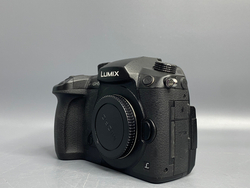Panasonic Lumix GH5