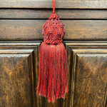 Кисть красная 20 см