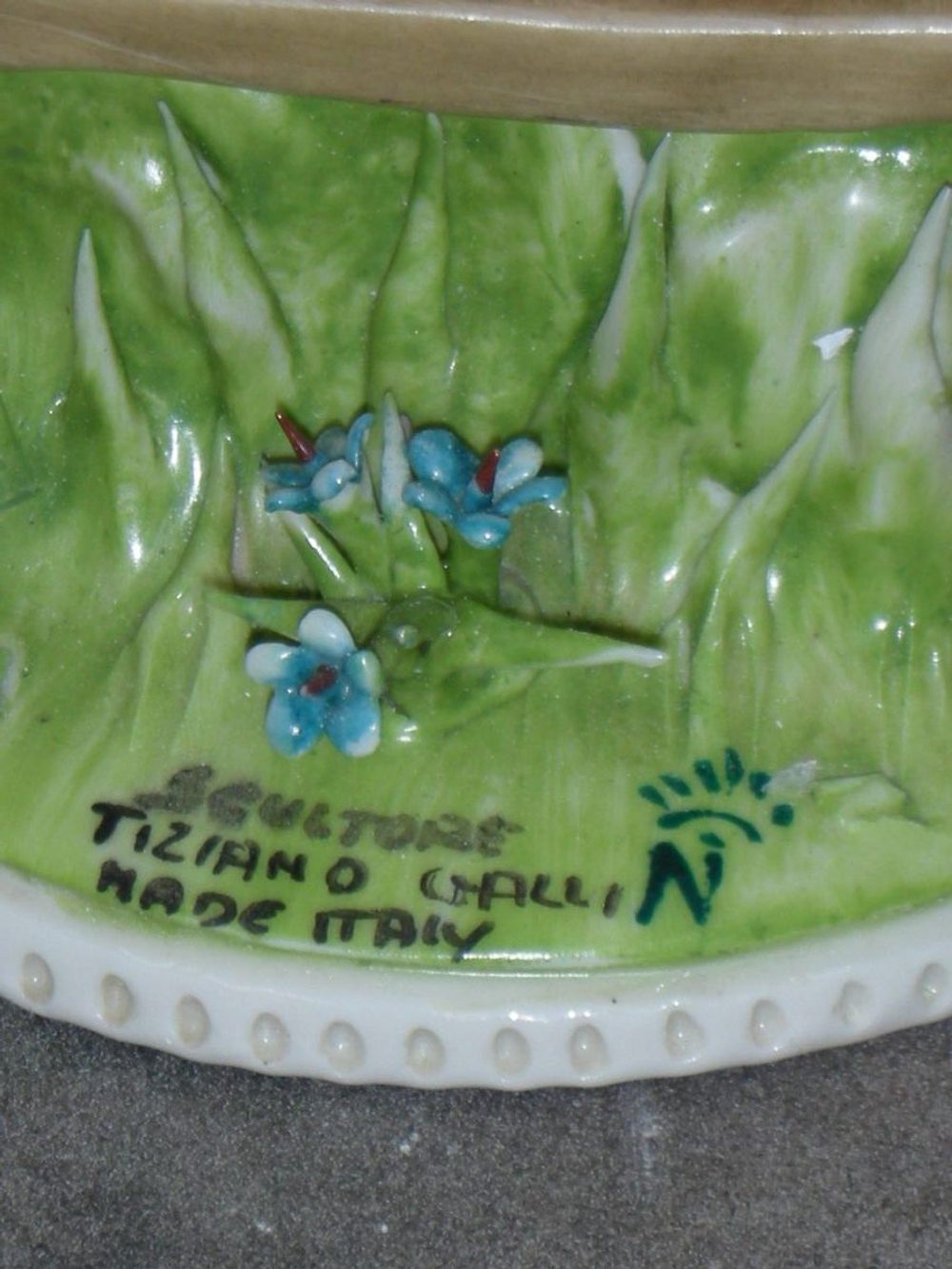 Статуэтка. Фарфор. Школьница. Capodimonte. Италия