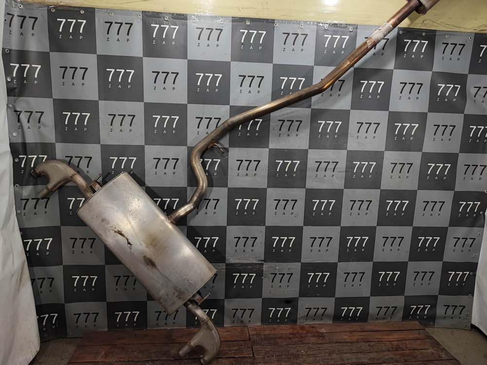 Глушитель Geely Tugella 19-нв Б/У Оригинал 2061031500