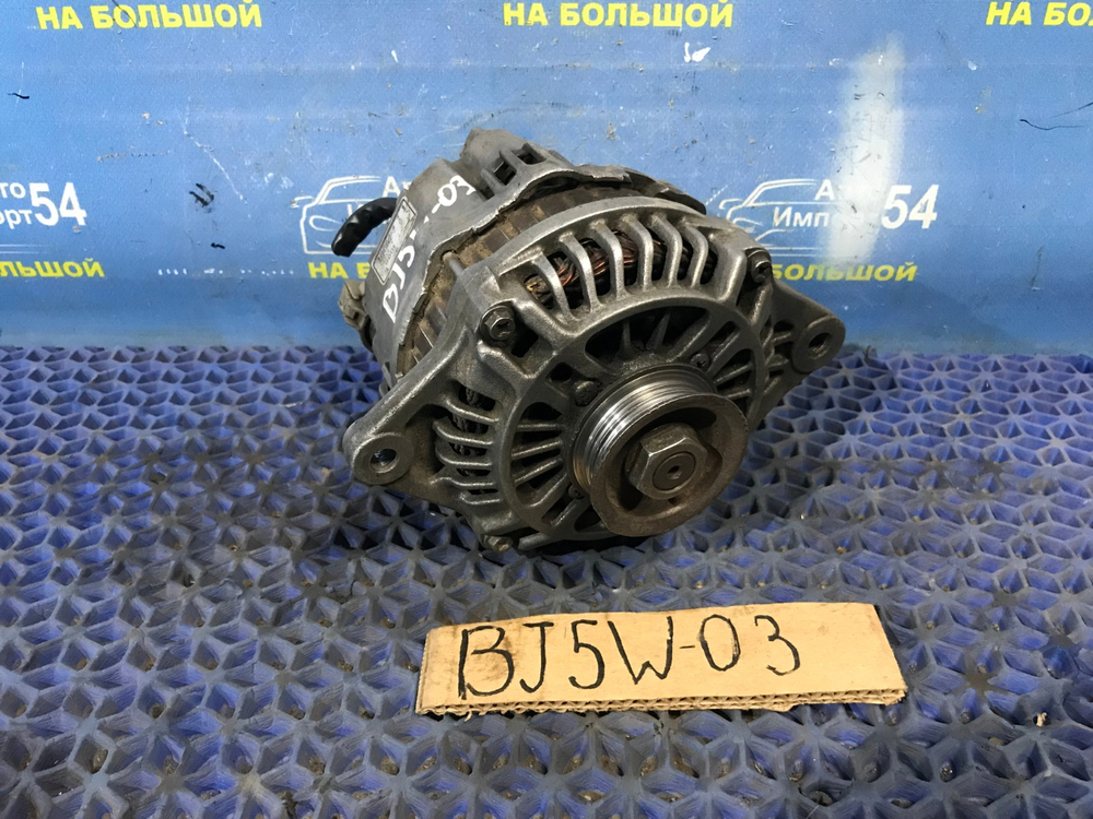 Генератор MAZDA FAMILIA 2001