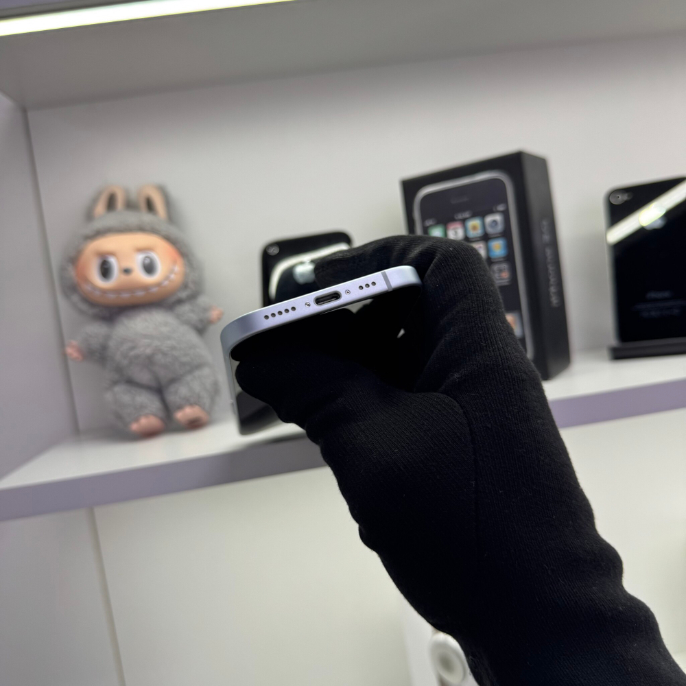 iPhone 15, 256 ГБ б/у