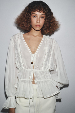 ZARA РОМАНТИЧНАЯ РУБАШКА С КРУЖЕВОМ ZW COLLECTION, ЖЕЛТОВАТО-БЕЛЫЙ