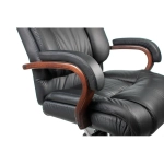 Кресло руководителя Бюрократ T-9925WALNUT/BLACK черный кожа крестовина дерево