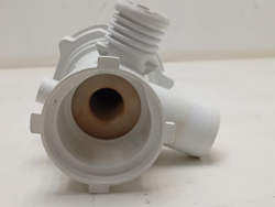 WMUF5050 кт42 Улитка сливного насоса стиральной машины Hotpoint-Ariston б/у