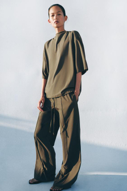 ZARA СВОБОДНЫЕ БРЮКИ В ПИЖАМНОМ СТИЛЕ — ZW COLLECTION, СЕРО-КОРИЧНЕВЫЙ